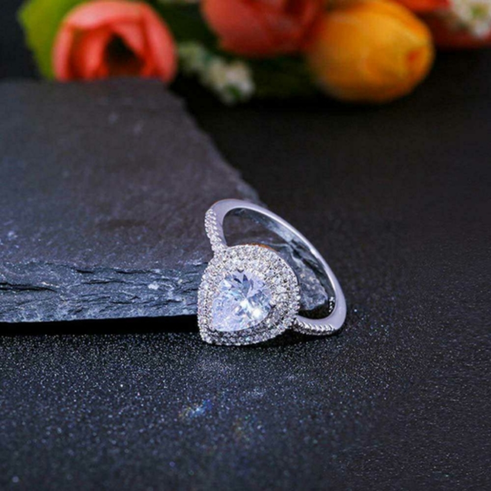 Cubic Zirconia 925 Silver Ring Size 8